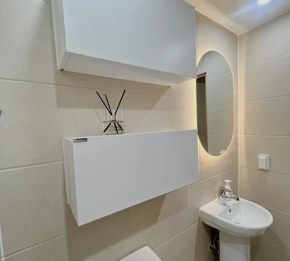 New Line 2 5 Minutes From Bongcheon Station 6 Minutes By Airport Bus 2 Rooms Up To 5 People Seoul 0*,